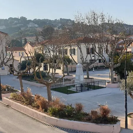Jolie Maison De Village Avec Jardin *